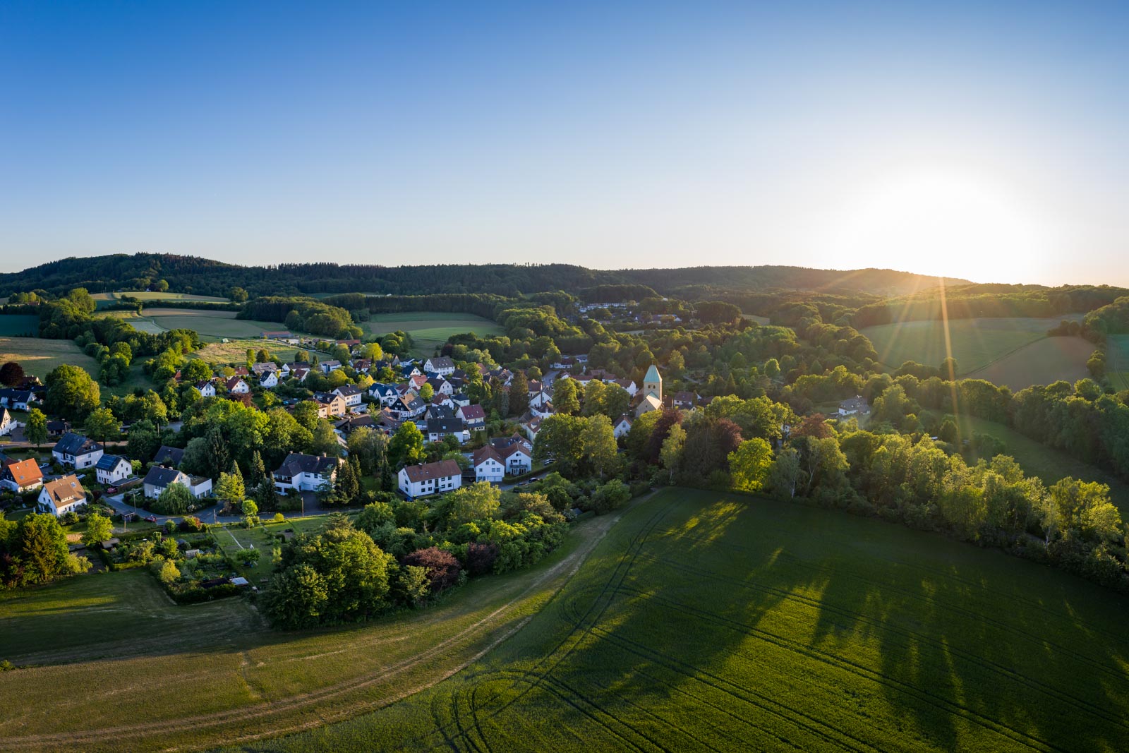 Spring evening in 'Kirchdornberg' (Bielefeld, Germany).