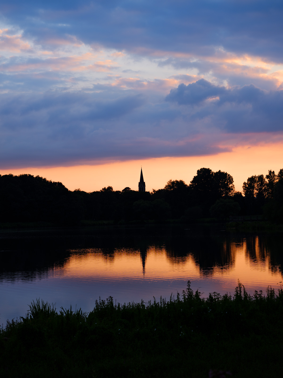 Summer evening at 'Obersee' in July 2020 (Bielefeld, Germany).