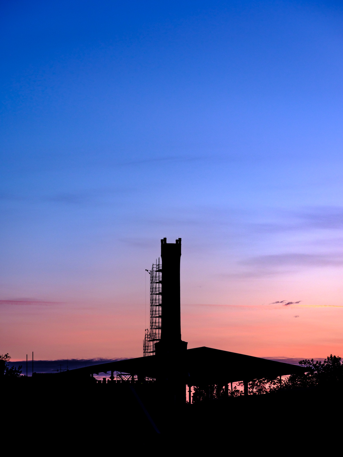 Dawn over the 'Ravensberger Spinnerei' (Bielefeld, Germany).