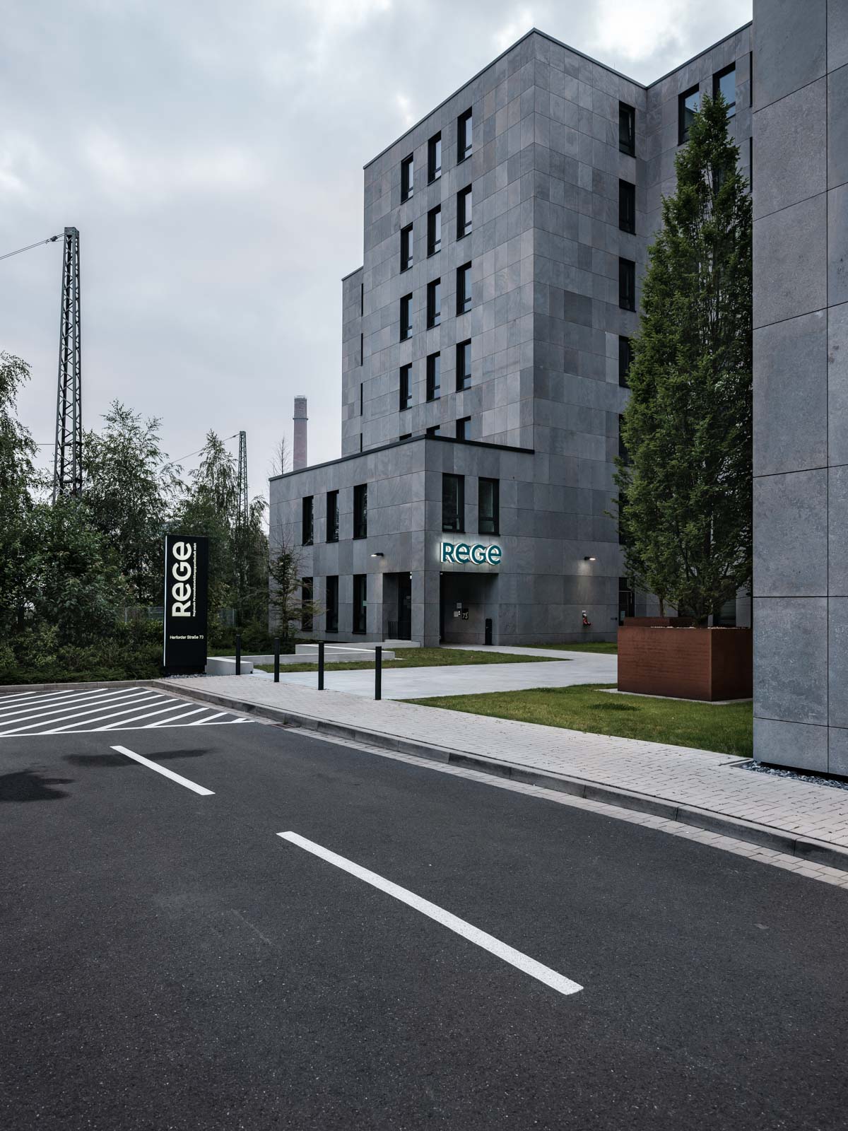 Office buildung of the REGE at 'Herforder Straße' in July 2020 (Bielefeld, Germany).