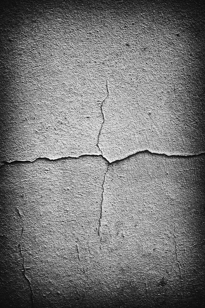 crossed cracks 