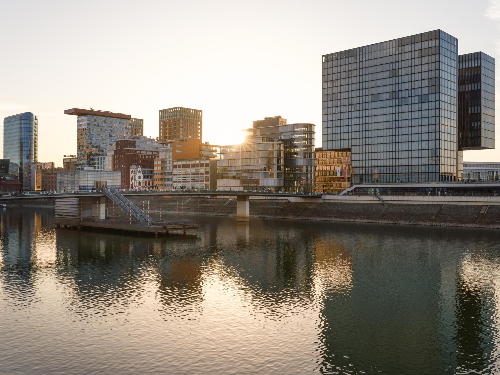 Late afternoon in the 'Medienhafen' (Media Harbour) in Düsseldorf on the Rhine in March 2021 (Germany).